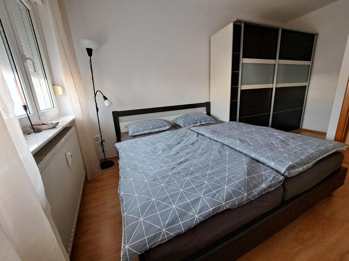 Charming Celje City Center Apartment Екстер'єр фото