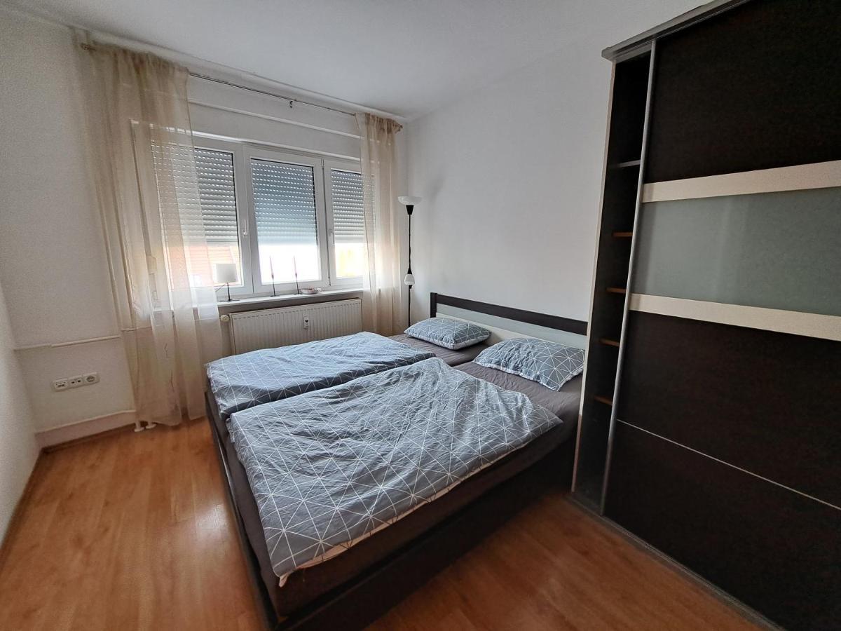 Charming Celje City Center Apartment Екстер'єр фото