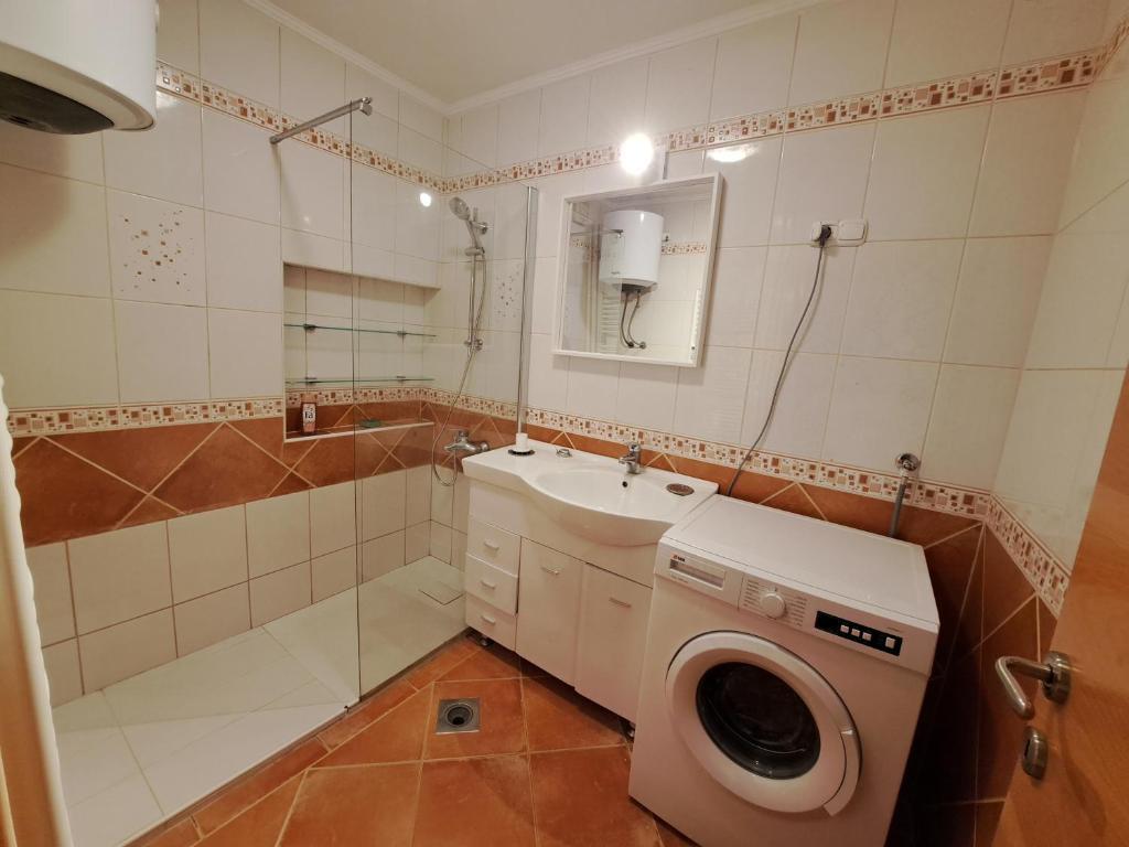 Charming Celje City Center Apartment Екстер'єр фото
