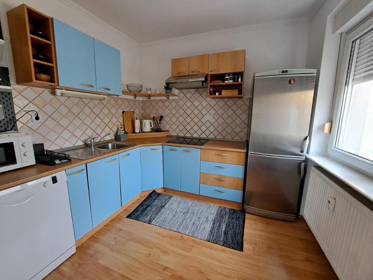 Charming Celje City Center Apartment Екстер'єр фото